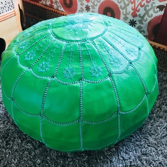 Embroidered Moroccan handmade genuine leather pouf - Picture 2 of 4